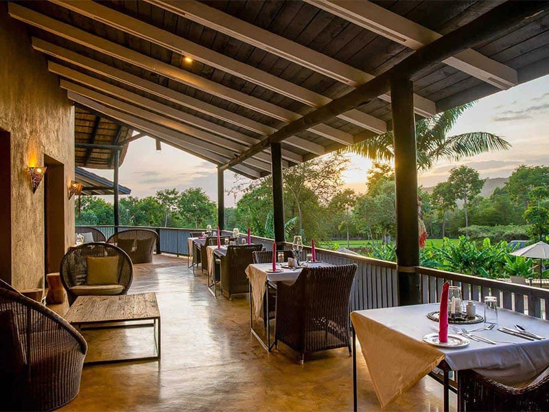 Kitela-Lodge-in-evening